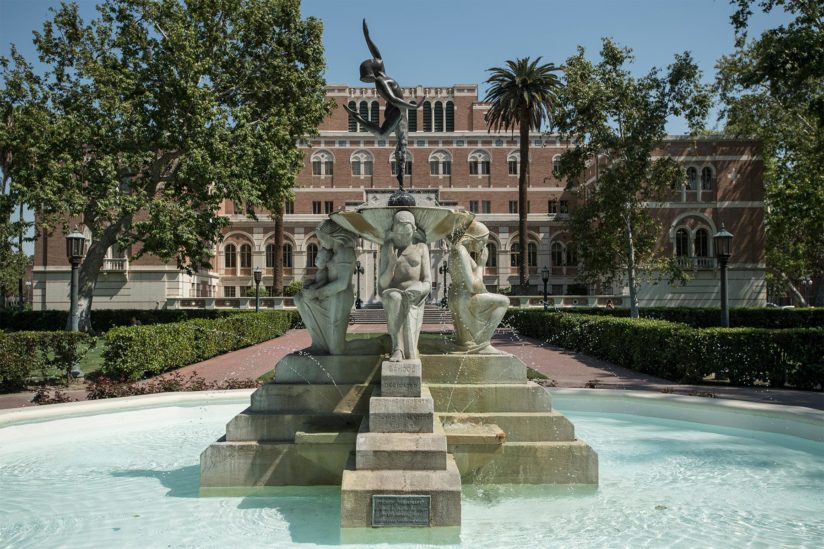 Fountain on USC's campus