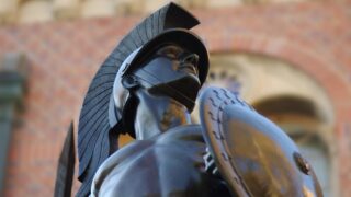 Tommy Trojan statue