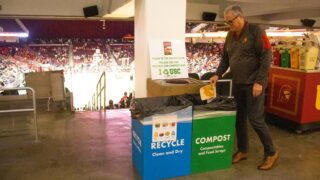 USC men’s basketball zero waste ‘green game’ a sustainability win